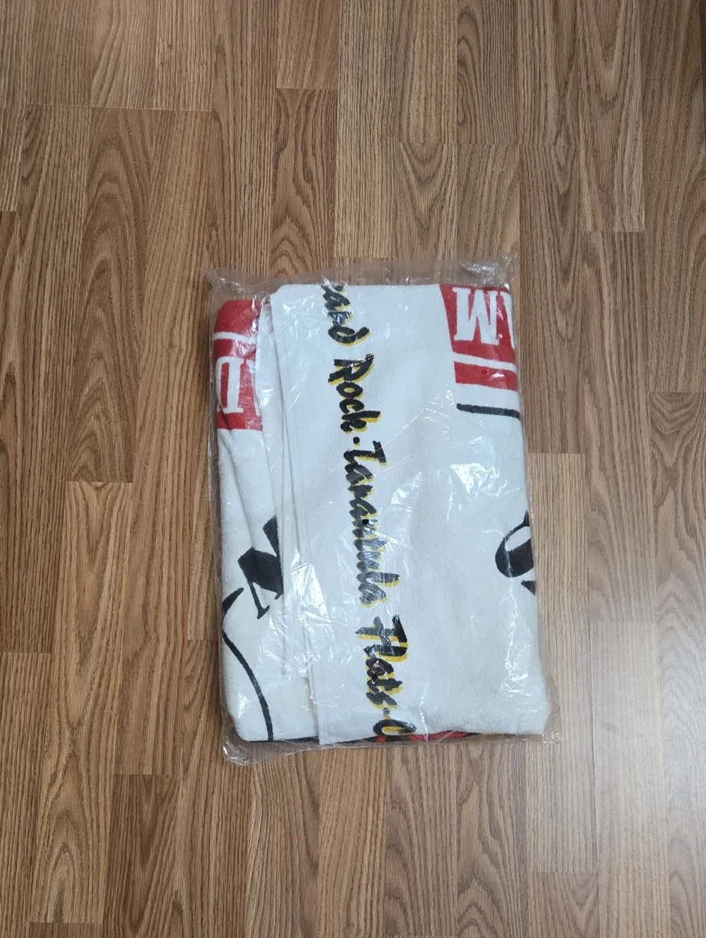 Vintage 90s Marlboro Beach Towel